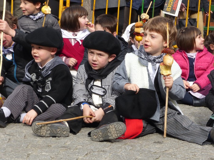 Urdelarderorekin hasi dira Inauteriak Eskoriatzan - 36