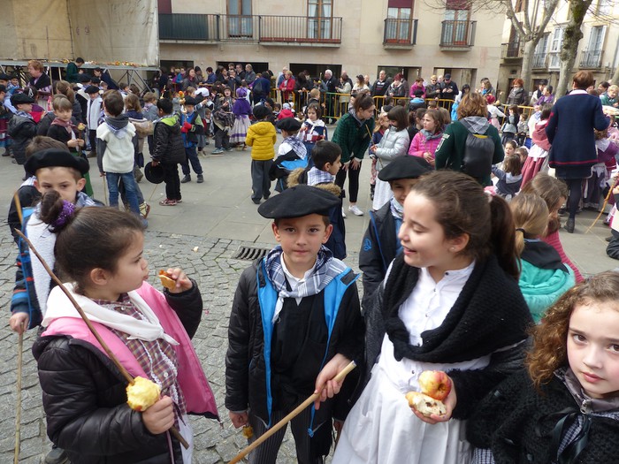 Urdelarderorekin hasi dira Inauteriak Eskoriatzan - 55