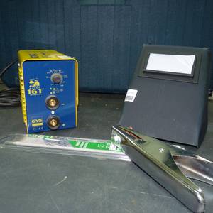 Soldatzeko materiala