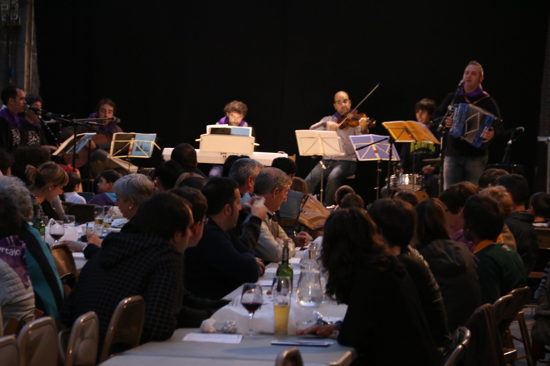 Musika eta umore giroa protagonistak Kantu Afarian