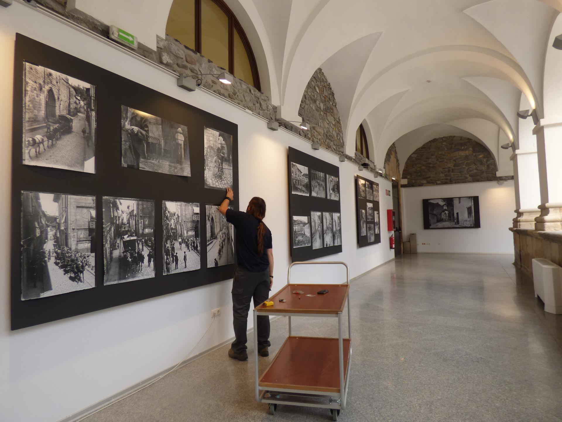 Azken ukituak Kulturaten Arrasateko argazki zaharrenez gozatzeko 