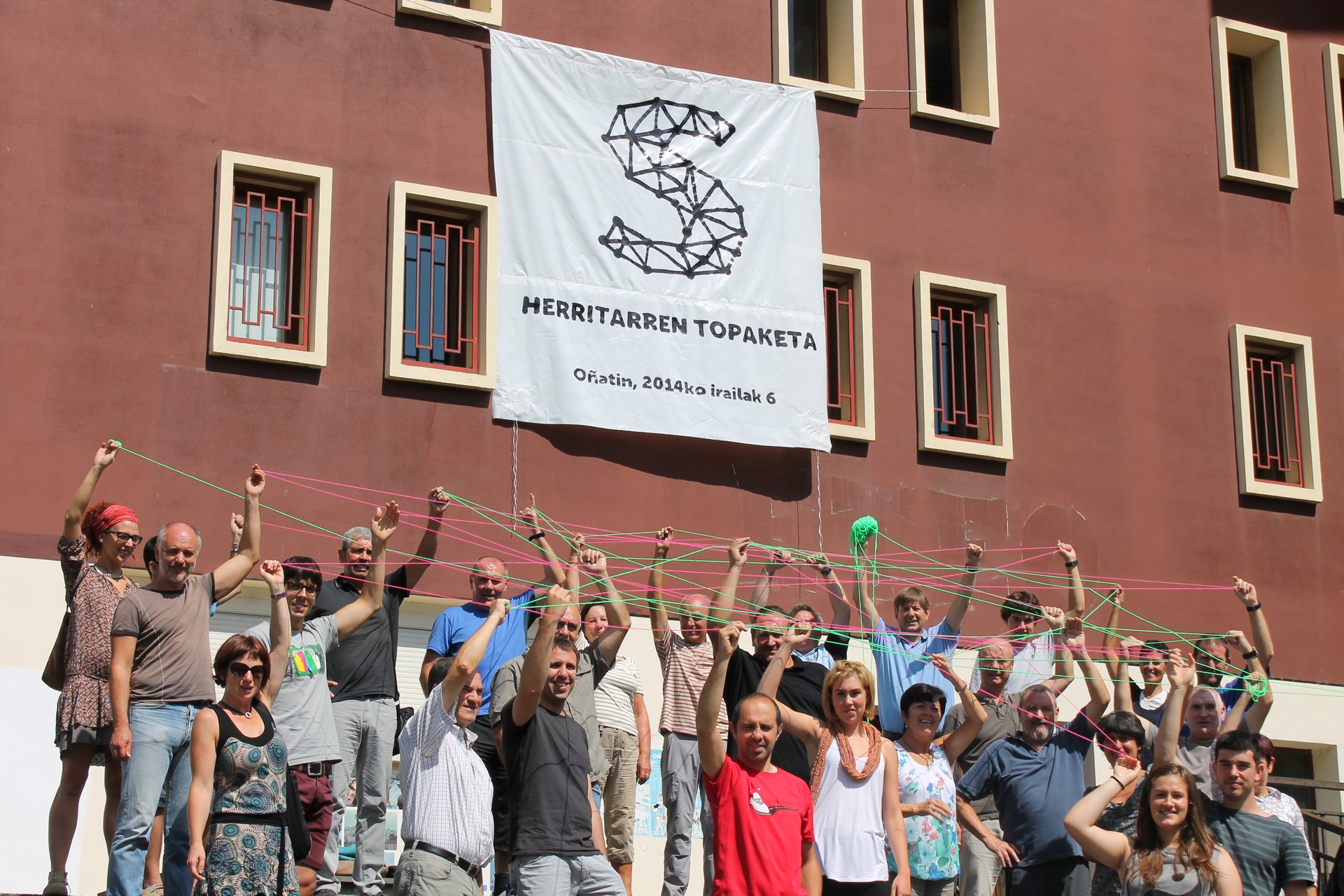 Herritarren topaketa