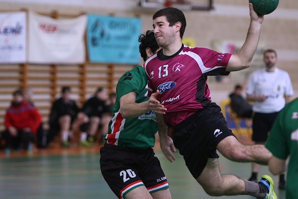 Garaipen erosoa lortu du Ford Mugarrik (35-26) 