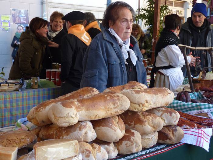 Santamasak: egun guztirako egitaraua