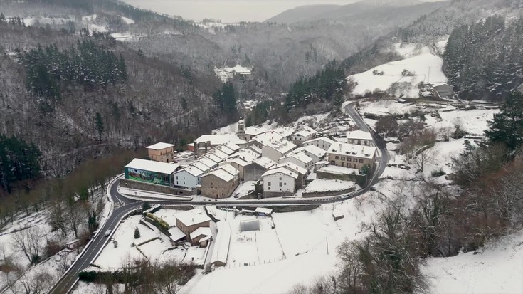 'Goitik begira': urteko lehenengo elurtea Debagoienean