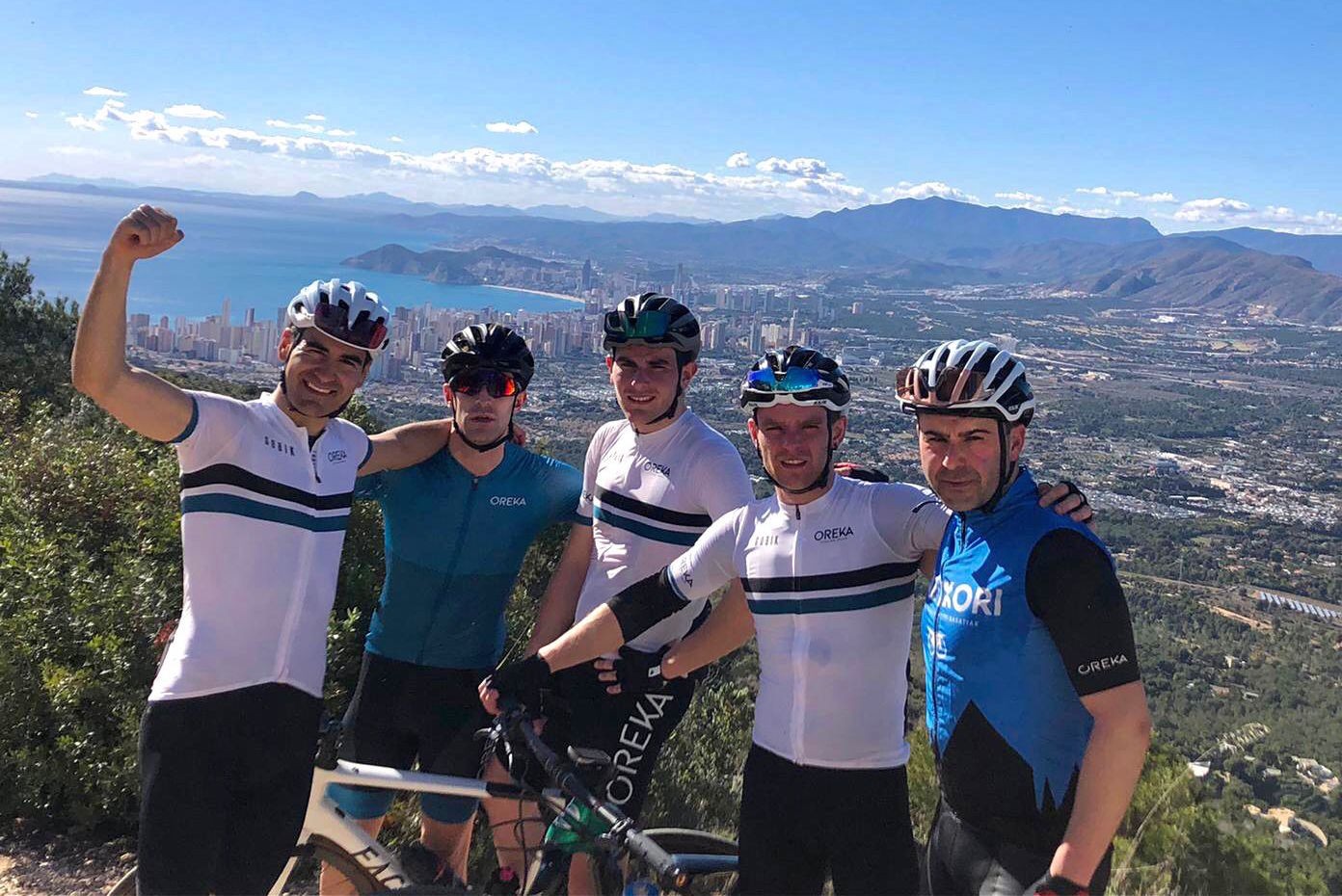 Oporretan ere pedalei emateari ezin utzi
