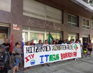 Greba mugagabeari eutsiko diote Itasua IATko langileek