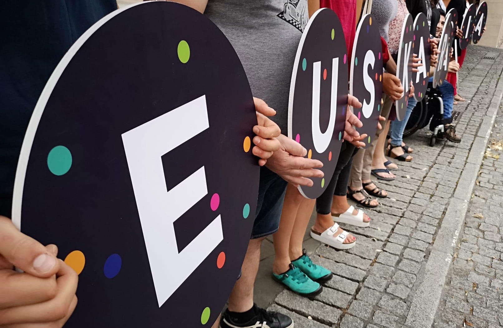 Zazpi entitatek eman dute izena Euskaraldian