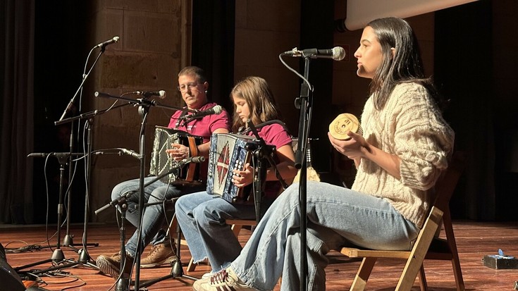 Oñatiko XVII. Trikiti jaialdia argazkitan