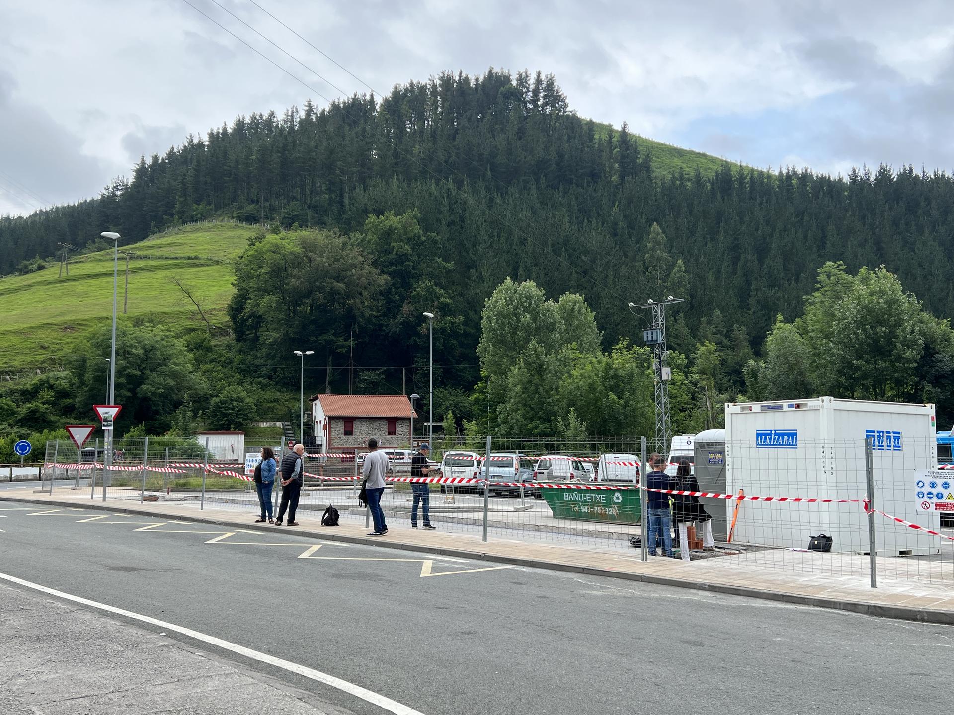 Hasi dituzte Elorregiko autobus geralekuko lanak