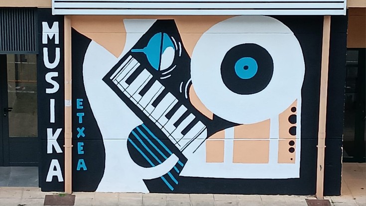 Musika-etxeak horma-irudi berria du