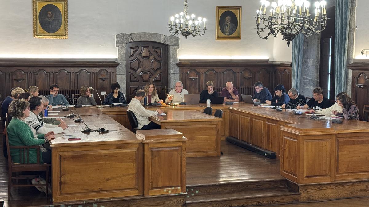 36 milioi euroko mailegua eskatzea onartu du Arrasateko udalbatzak