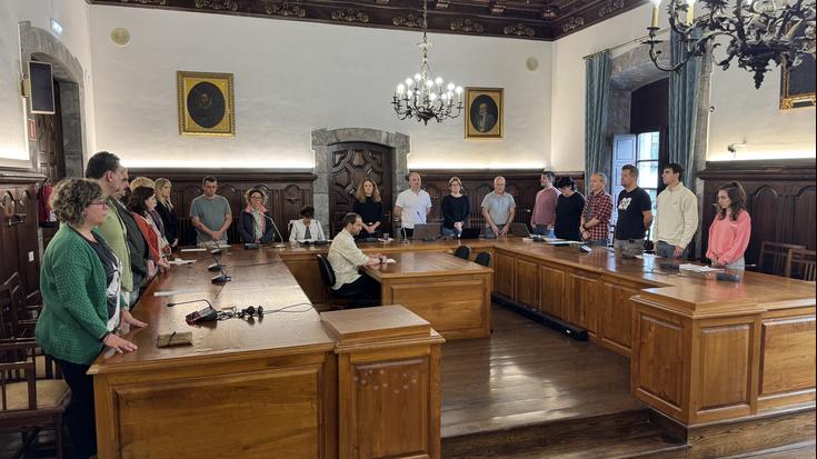 Garaikoetxea lehendakari ohia gogoan izan du Arrasateko udalbatzak