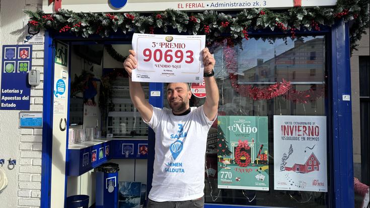 Loteriako hirugarren saria banatu dute Arrasateko 'El Ferial'-en: 50.000 euro dezimoko