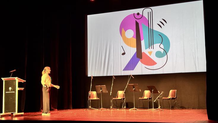 Irudi berria du Bergarako musika eta dantza eskolak