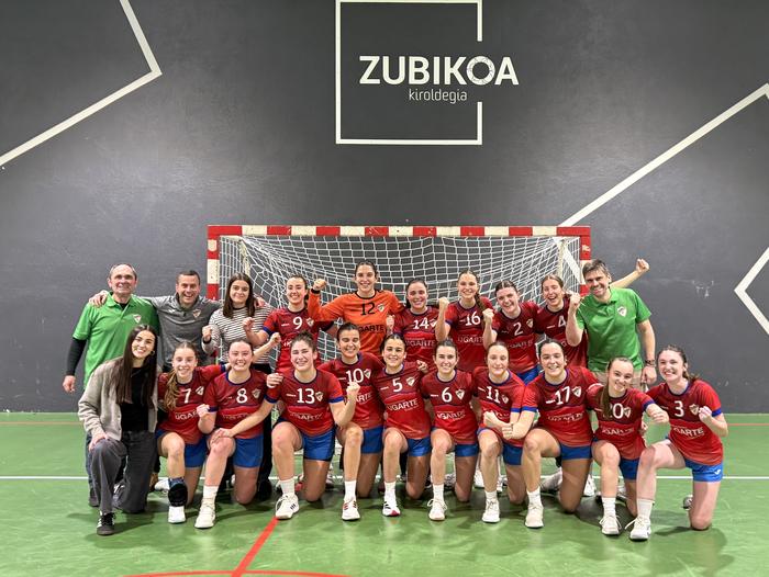 Liderraren gainetik pasatu da Aloña Mendi (25-18)