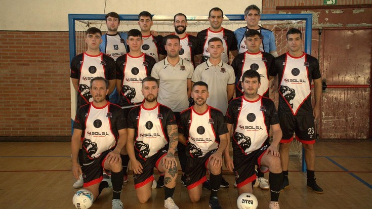 Rottweiler espirituz sortu dute Urrestilla taldea