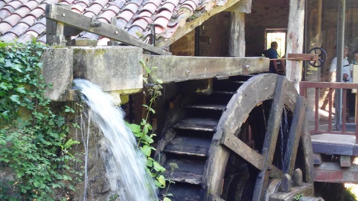 Gatz museoa bisita gidatua