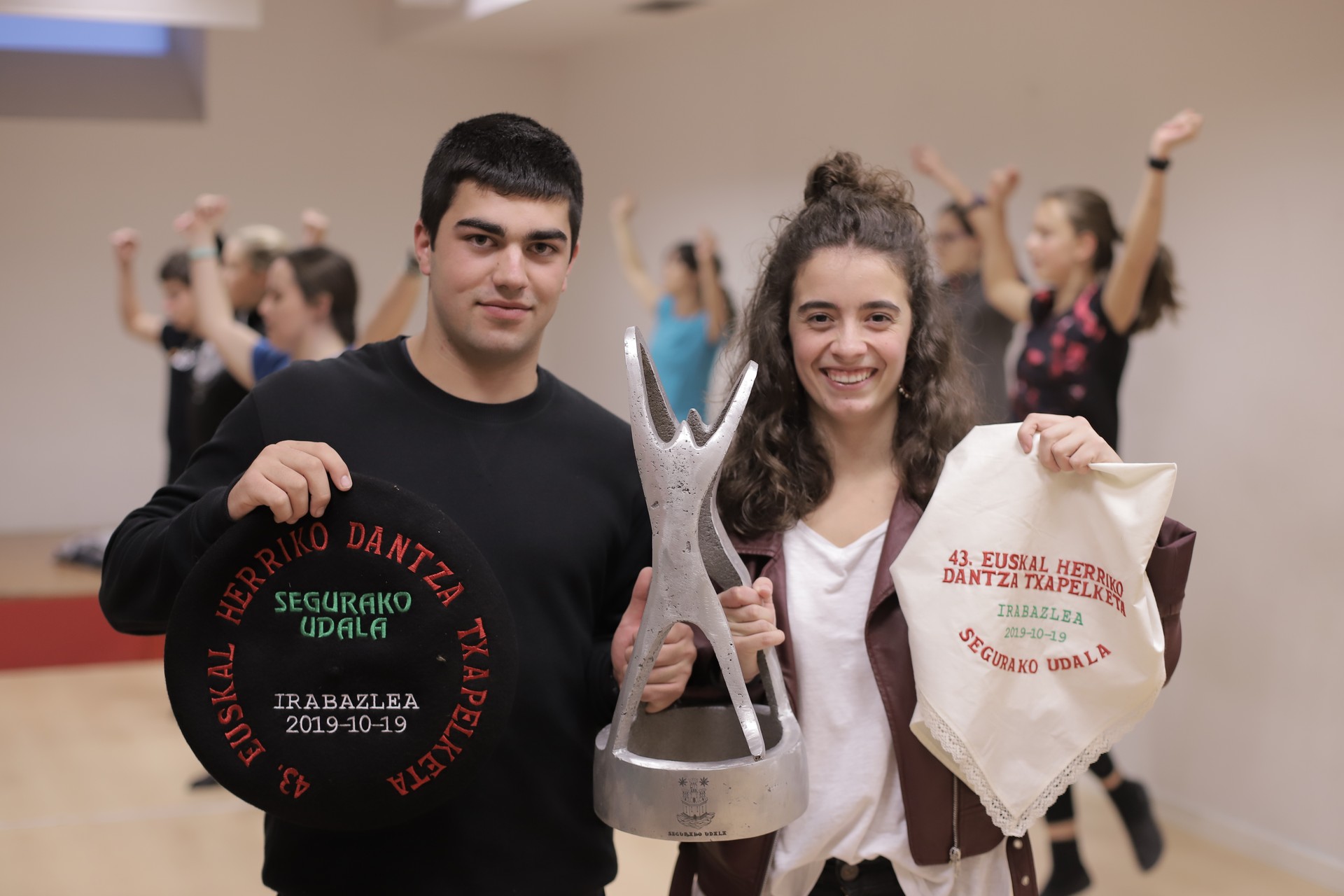 Berriz dantzaren puntaren puntan