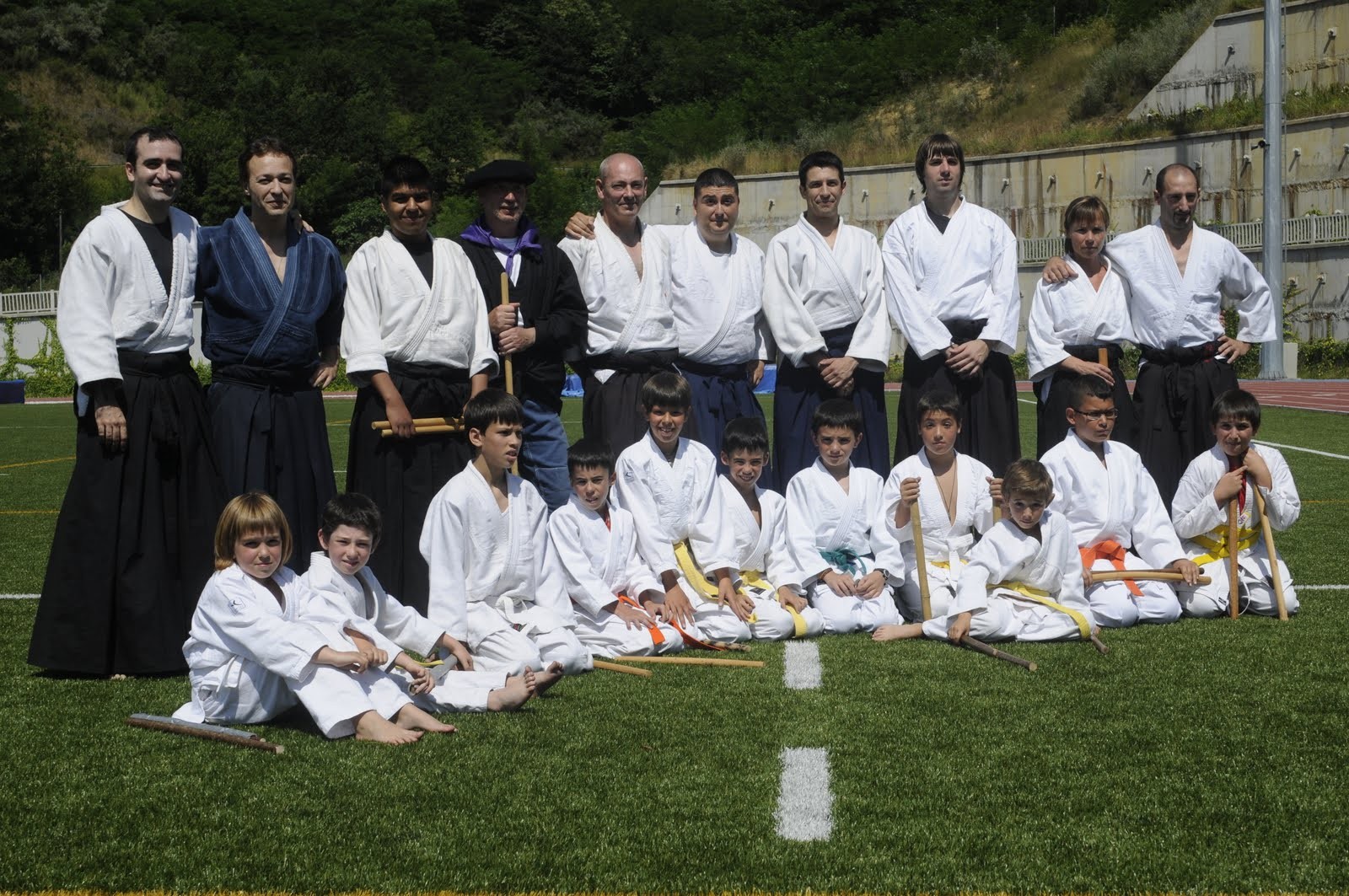 Hiru hamarkada luze aikidoaren onurak lantzen