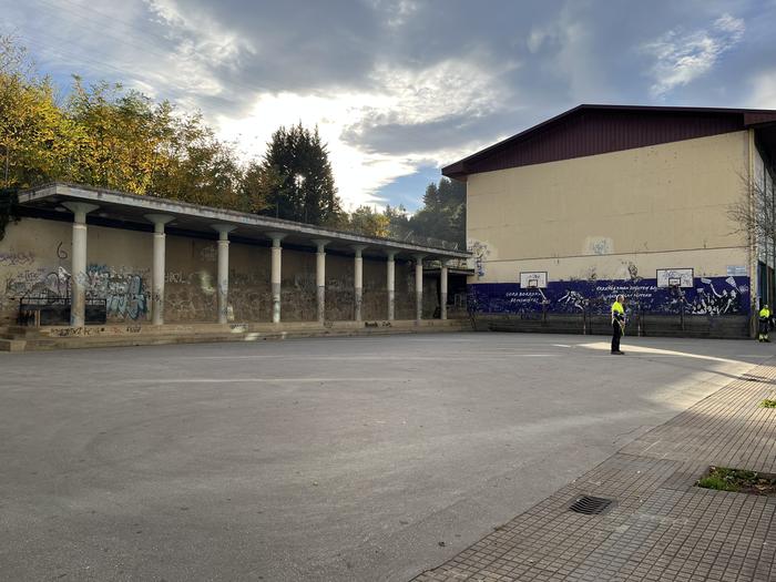 Naturako elementuekin osatuta, patio inklusiboa eraikiko dute Kurtzebarri eskolan