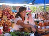 Askotariko produktuak izan dira Bergarako San Martin azokan