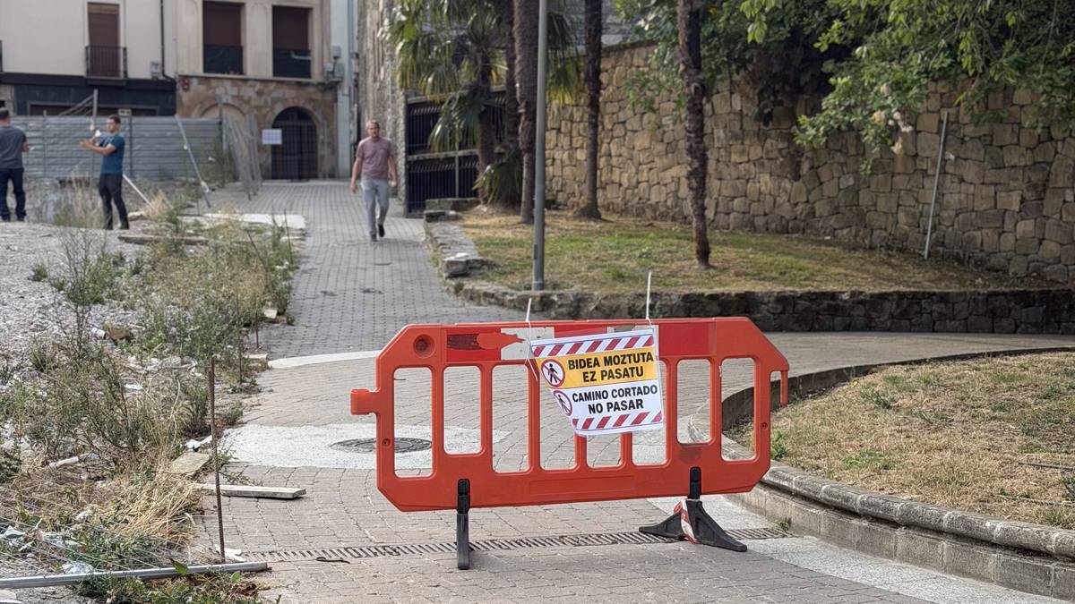 Lanengatik itxita daude Osteta eta Ikerlekuko kantoiak