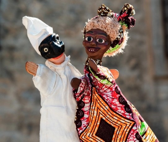 'Pulcinella Txio-txinela' ikuskizuna