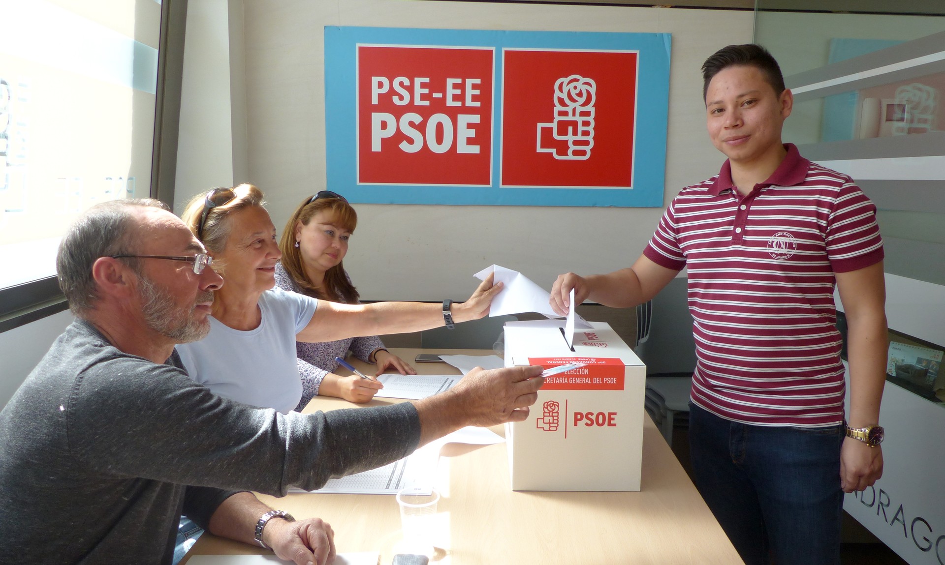 Bailarako sozialistak ere, idazkari nagusi berria aukeratzera