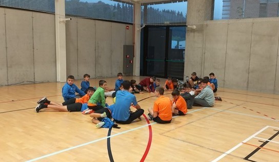 UDAren futbol campusean 107 ume eta gaztetxo elkartuko dira