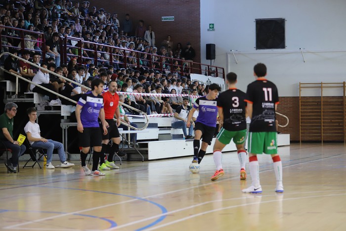 Badator harmailak betetzen dituen derbia