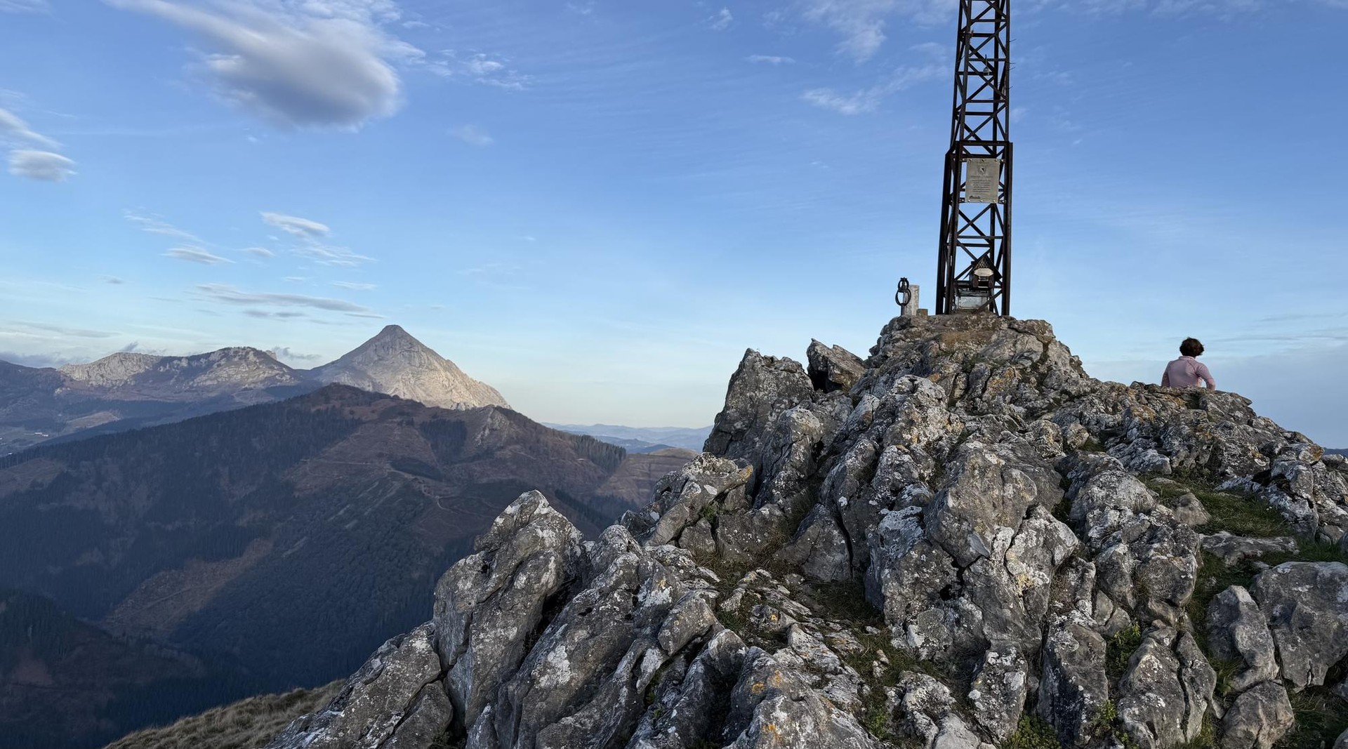 Udaberriko turismo eskaintza aurkeztu du Arrasateko Udalak