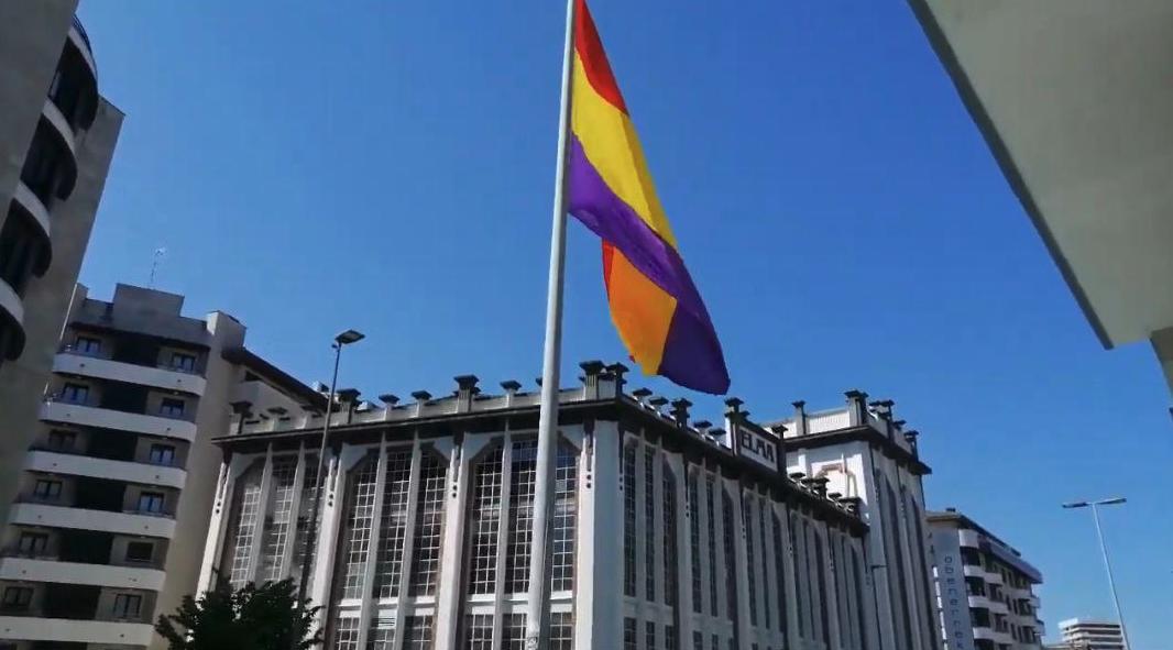 Espainiako II. Errepublikaren 94. urteurrena ospatuko dute astelehenean