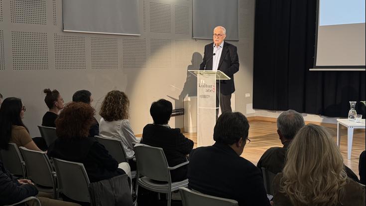 Kooperatibismoaren eraginaren eta erronken inguruan hausnartu du Xabier Sotilek Kulturaten