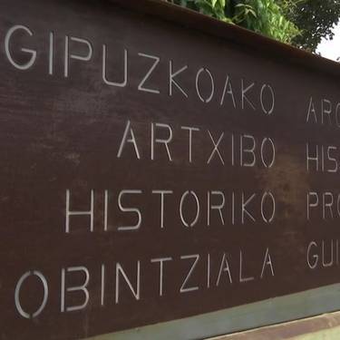 Bisita gidatuak Gipuzkoako Artxibo Historikoan
