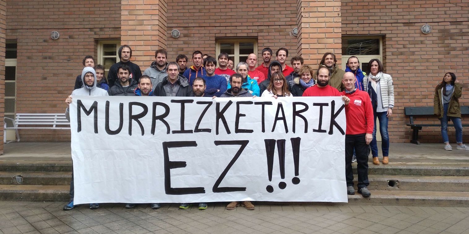Aretxabaleta Lanbide Eskolakoek ere bat egingo dute grebarekin