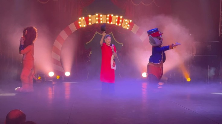 'Fofito' pailazoaren 'Viva el circo' eta 'El circo del miedo' zirku ikuskizunek harrera "ona" izan dute Bergaran