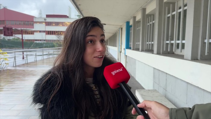 Kale inkesta: Franco entzunda zer datorkizu burura?