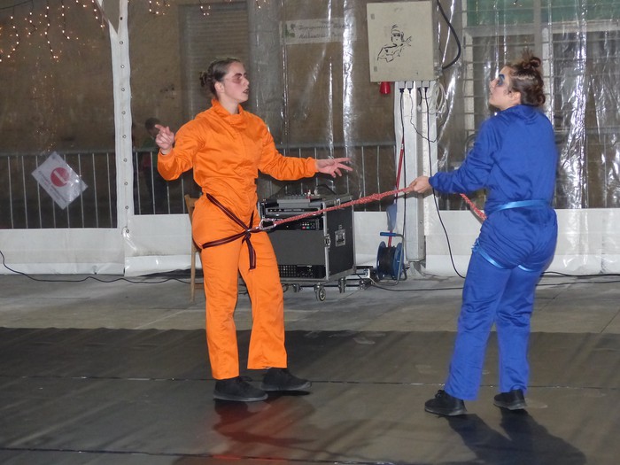 Dantza garaikidea herritarrei gerturatzeko saioa - 24