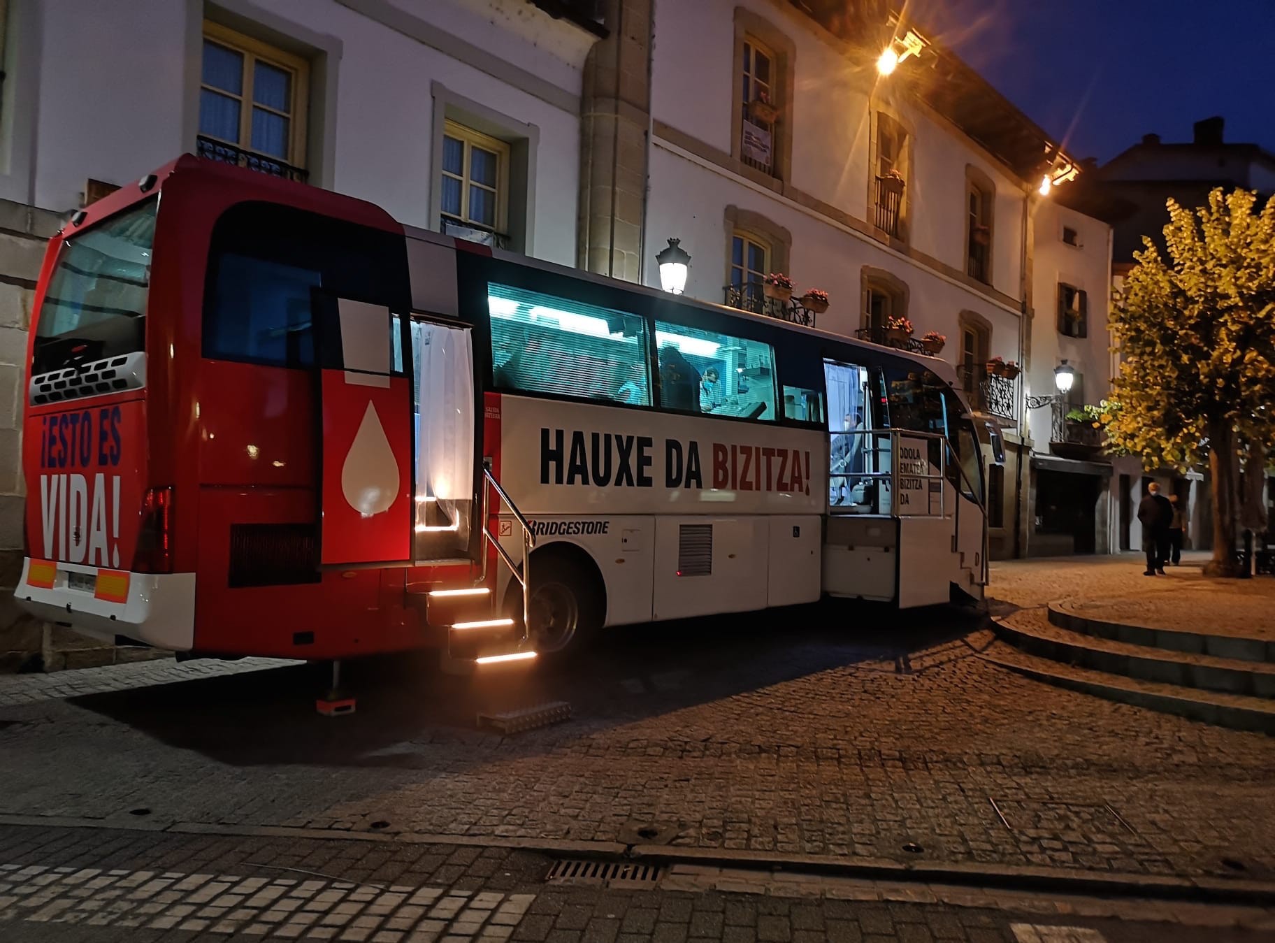 Odola emateko autobusa ekainaren 1ean eta 8an