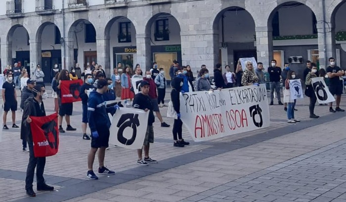 Patxi Ruiz presoari elkartasuna adierazteko mobilizazioak gaur Bergara eta Arrasaten