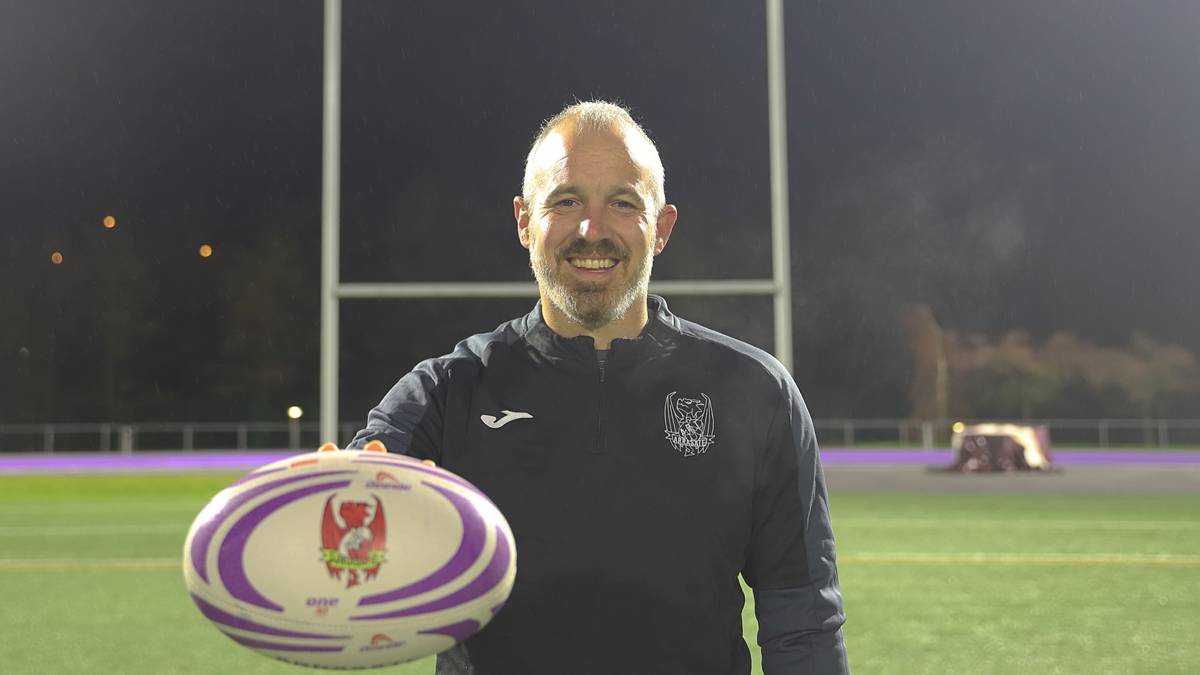 Xabier Gardoki: "Jokatzen hasi nintzen lehen eguneko ilusio berdinarekin zelairatzen naiz oraindik"