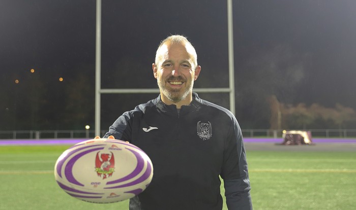 Xabier Gardoki: "Jokatzen hasi nintzen lehen eguneko ilusio berdinarekin zelairatzen naiz oraindik"