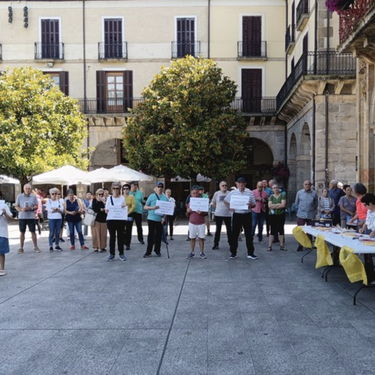 Pentsiodunen elkarretaratzea