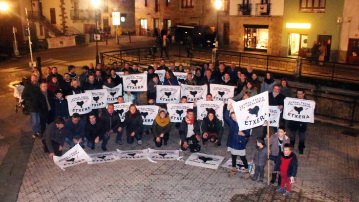 Bilboko manifestaziora joateko autobus txartelak salgai daude 