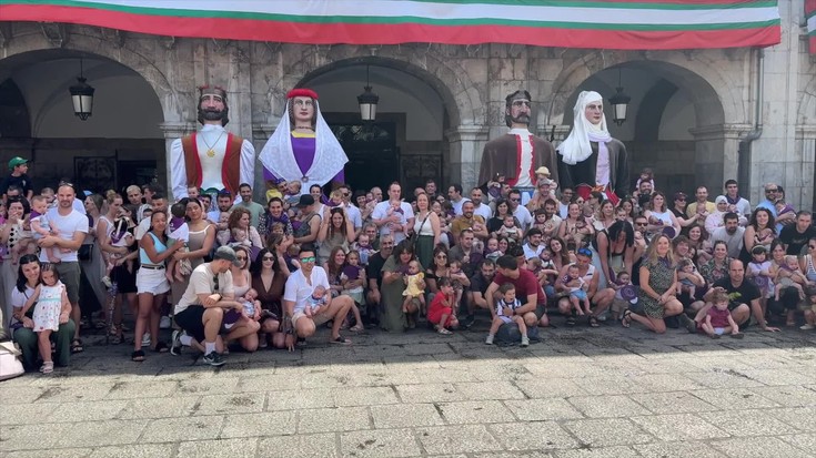Arrasate sanjuanetarako prest, jai giroa kalean da dagoeneko