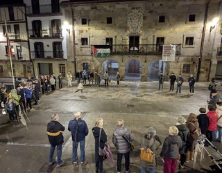 Anelkarrek 983 euro batu ditu Santa Ageda eskean