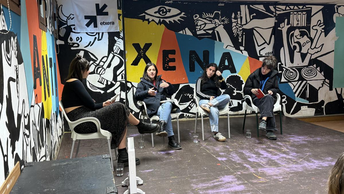 Oñati eta Tafallako euskaltzale gazteek "matx" egin dute Antixena gaztetxean