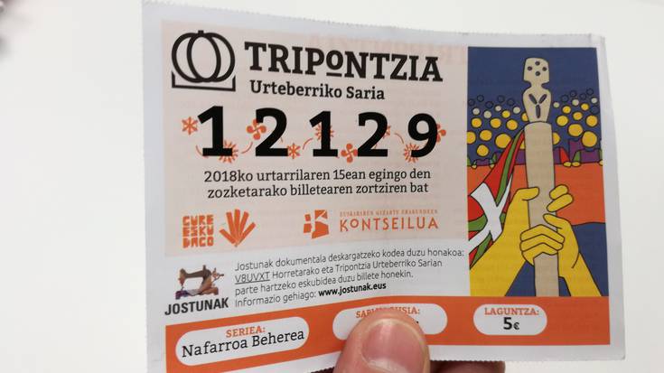 15.045 euro batu dira Arrasaten 'Tripontzia' sariaren salmentan