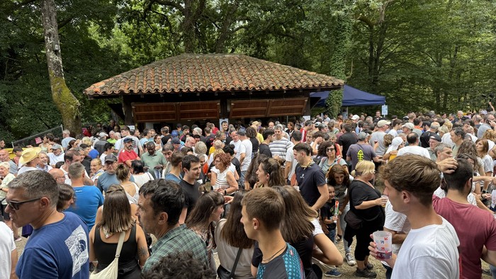 Zabalik dago San Martzialgo Erromeriako kantina eta txosnaren ustiapenaren deialdia